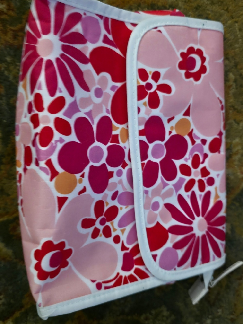 4/$25 Deal! Clinique Floral Cosmetic Pouch in Pink and White